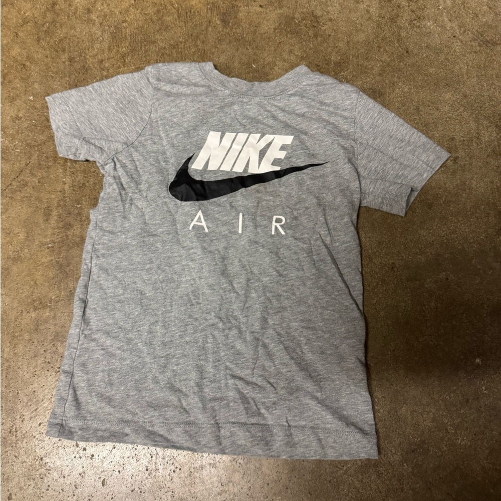 Nike Air Gray T-Shirt size XS boys